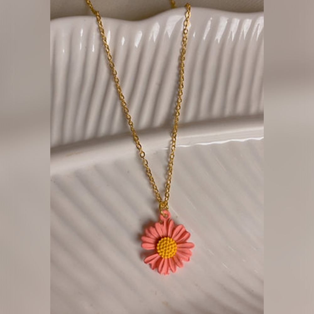 "Pink Daisy Pendant Necklace with Gold Chain and Floral Charm