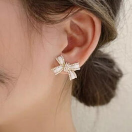 Elegant Bow Knot Earrings – A Touch of Grace