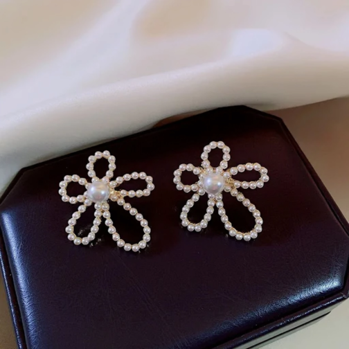 Elegant Pearl Flower Earrings - Image 3