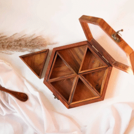 Spice box – Hexagon with a Spoon