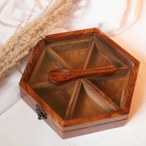 Spice box - Hexagon with a Spoon