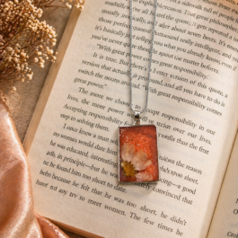 Golden Hour Bloom Necklace